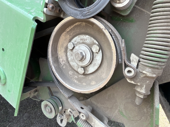 2021 John Deere 560M Baler/Round