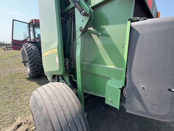2021 John Deere 560M Baler/Round