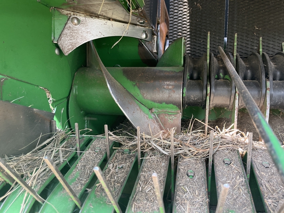 2021 John Deere 560M Baler/Round