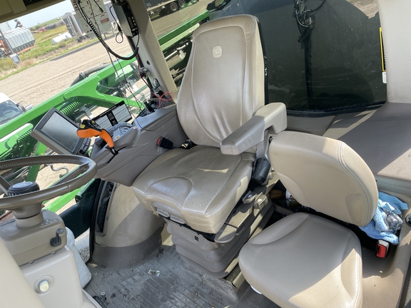 2018 John Deere R4045 Sprayer/High Clearance