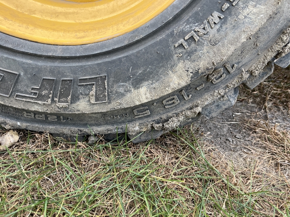 2020 John Deere 320G Skid Steer Loader