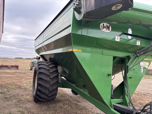 2009 J&M 1000-20 Grain Cart