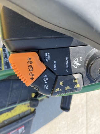 2014 John Deere X320 Garden Tractor