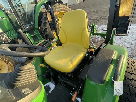 2024 John Deere 3033R Tractor Compact