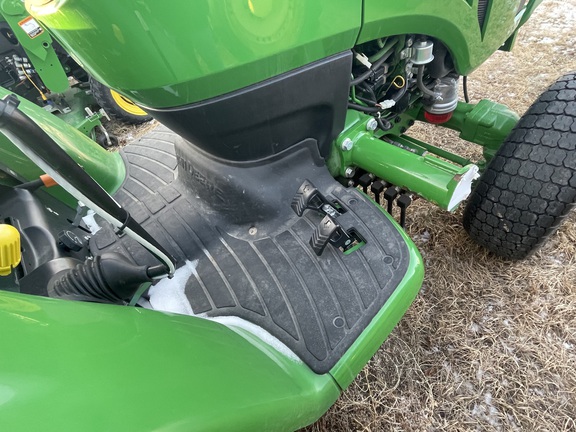 2024 John Deere 3033R Tractor Compact