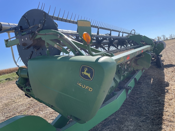 2014 John Deere 640FD Header Combine