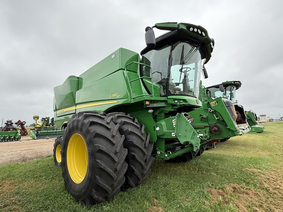 2021 John Deere S780 Combine