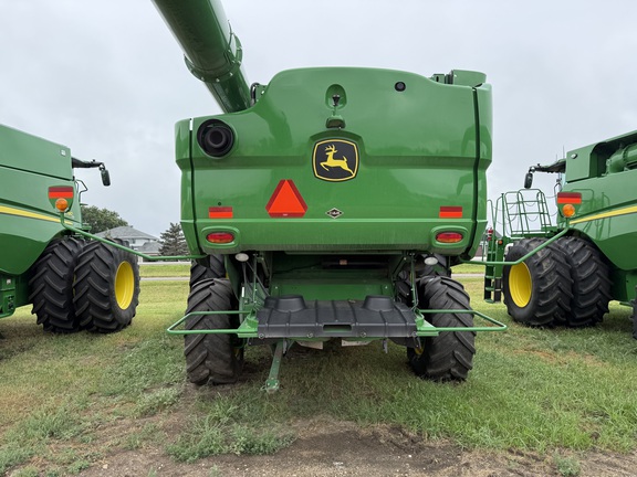 2021 John Deere S780 Combine