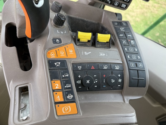 2021 John Deere S780 Combine