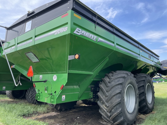 2023 Brent 2098 Grain Cart