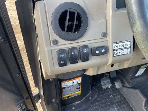 2023 John Deere XUV 835R ATV