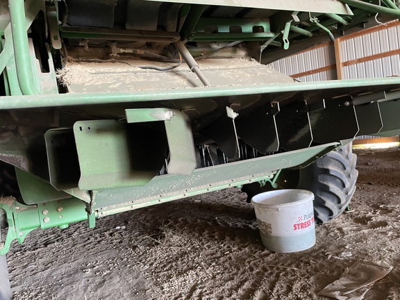 2004 John Deere 9660 STS Combine