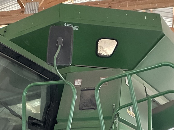 2004 John Deere 9660 STS Combine