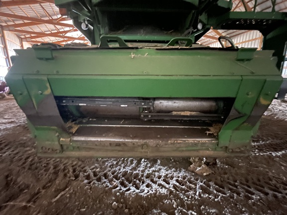 2004 John Deere 9660 STS Combine