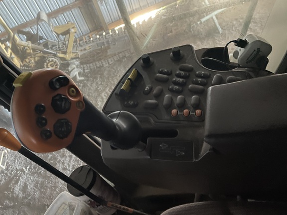 2004 John Deere 9660 STS Combine