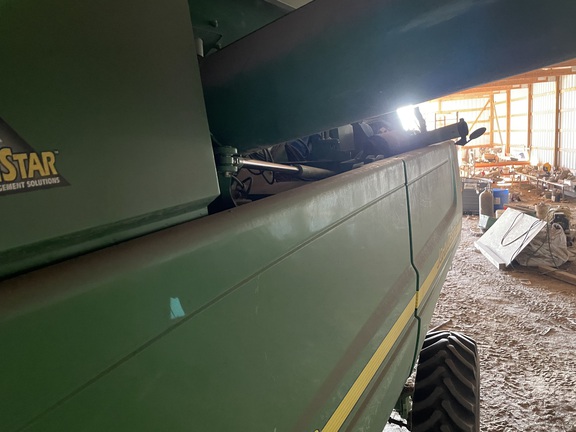 2004 John Deere 9660 STS Combine