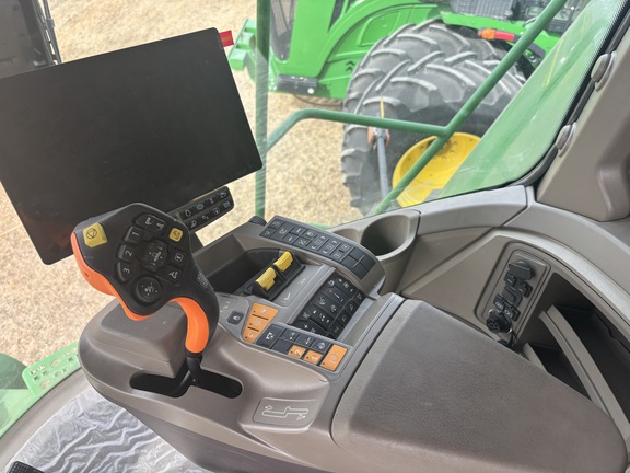 2025 John Deere S7 700 Combine