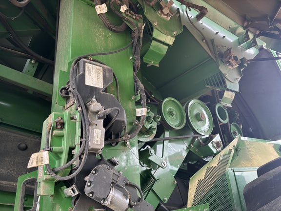 2025 John Deere S7 700 Combine