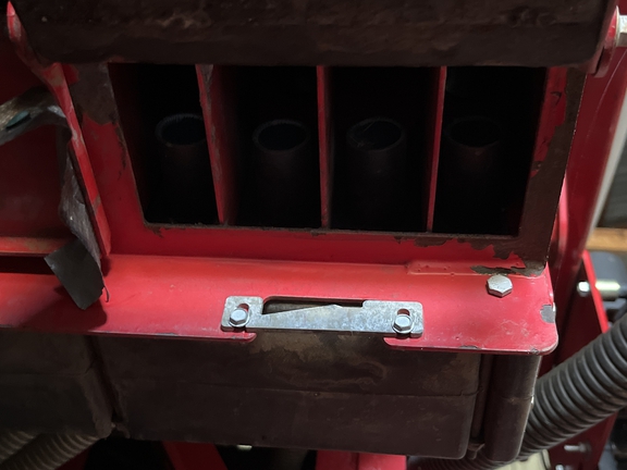 2019 AGCO White 9824 Planter