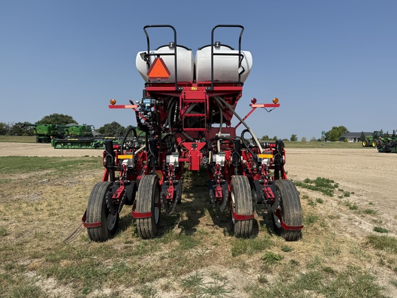 2019 AGCO White 9824 Planter