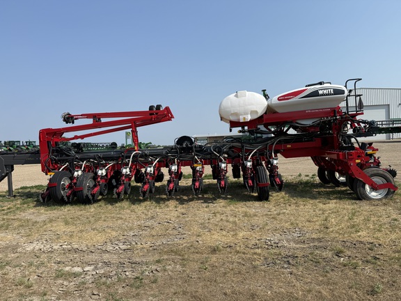 2019 AGCO White 9824 Planter