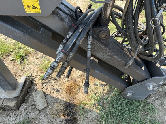 2019 AGCO White 9824 Planter