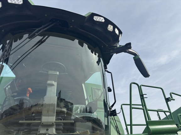 2025 John Deere S7 700 Combine