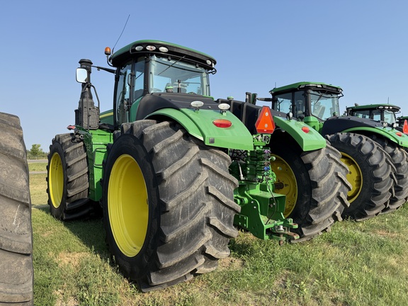 2017 John Deere 9370R Tractor 4WD