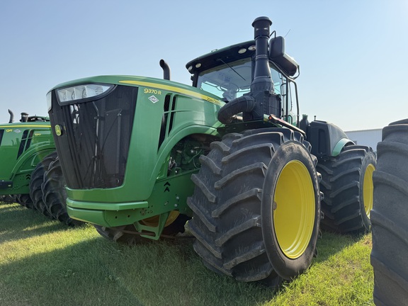 2017 John Deere 9370R Tractor 4WD