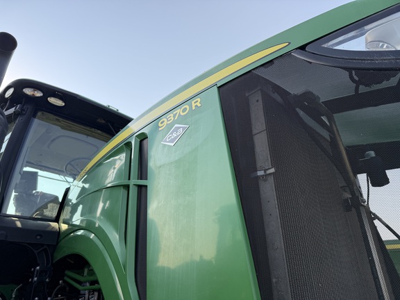 2017 John Deere 9370R Tractor 4WD