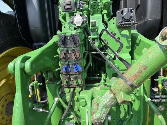 2022 John Deere 6175R Tractor