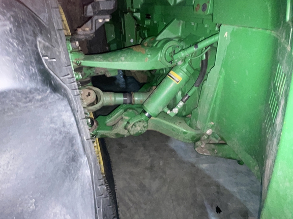 2010 John Deere 8320R Tractor