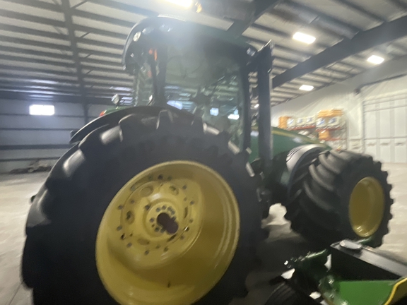 2010 John Deere 8320R Tractor