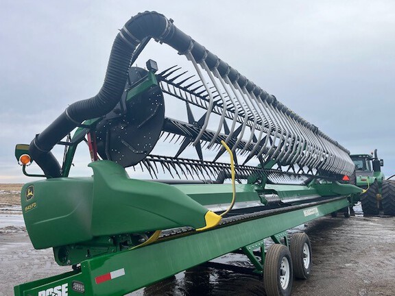 2018 John Deere 645FD Header Combine