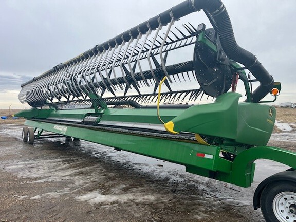 2018 John Deere 645FD Header Combine