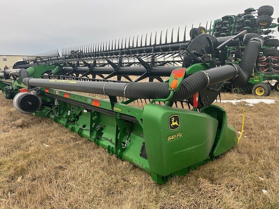 2018 John Deere 645FD Header Combine