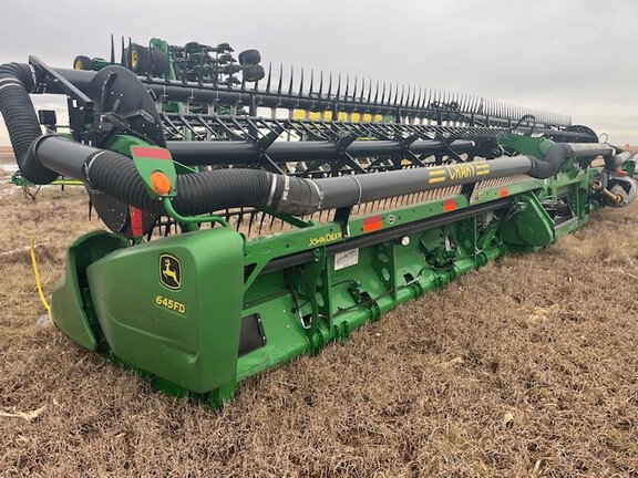 2018 John Deere 645FD Header Combine