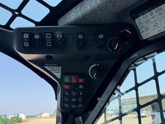 2024 John Deere 331G Compact Track Loader