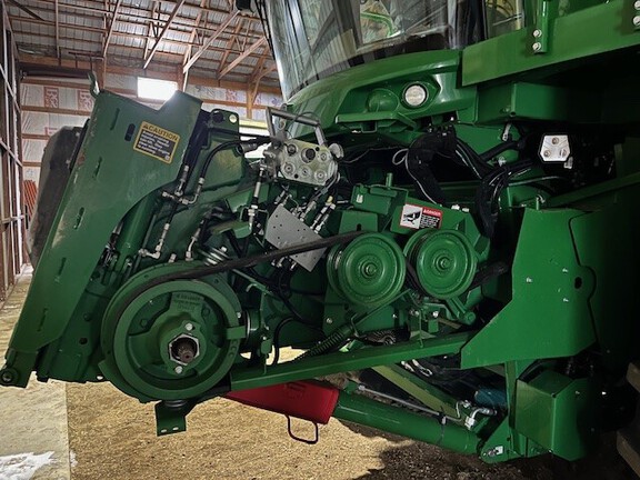 2023 John Deere S780 Combine