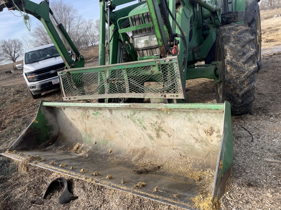 2010 John Deere 7330 Tractor