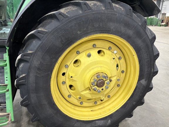 2010 John Deere 7330 Tractor