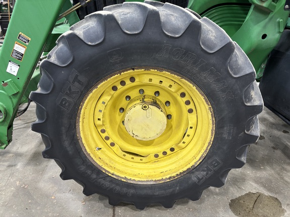 2010 John Deere 7330 Tractor