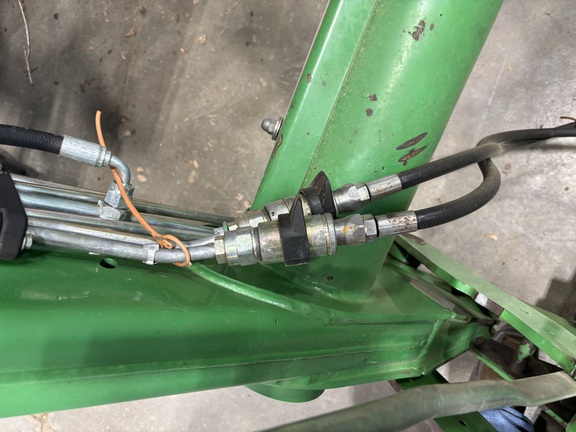 2010 John Deere 7330 Tractor