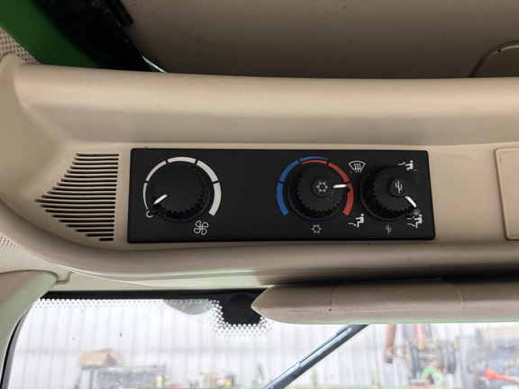 2010 John Deere 7330 Tractor