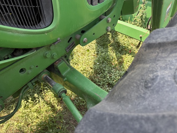 2010 John Deere 7330 Tractor