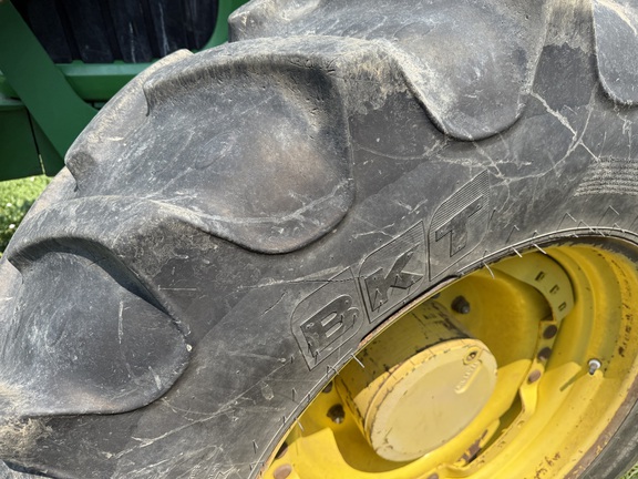2010 John Deere 7330 Tractor