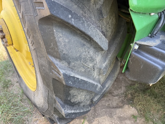 2010 John Deere 7330 Tractor