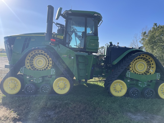 2025 John Deere 9RX 540 Tractor Rubber Track