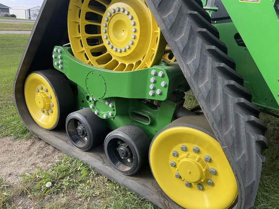 2025 John Deere 9RX 540 Tractor Rubber Track