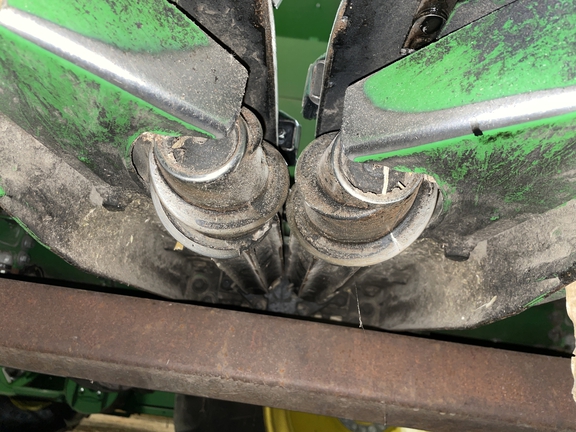 2014 John Deere 608C Header Corn Head